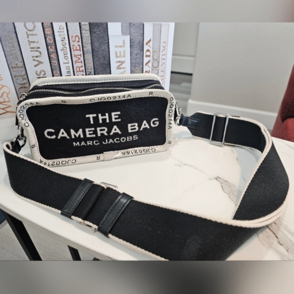 🖤 Marc Jacobs Jacquard Camera Bag Black & Cream Canvas Adjustable Crossbody 🖤